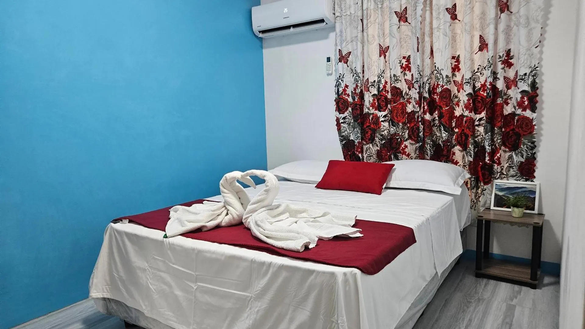 Dolphin 118 Apart'Hotel Paranaque City 0*,  Philippines