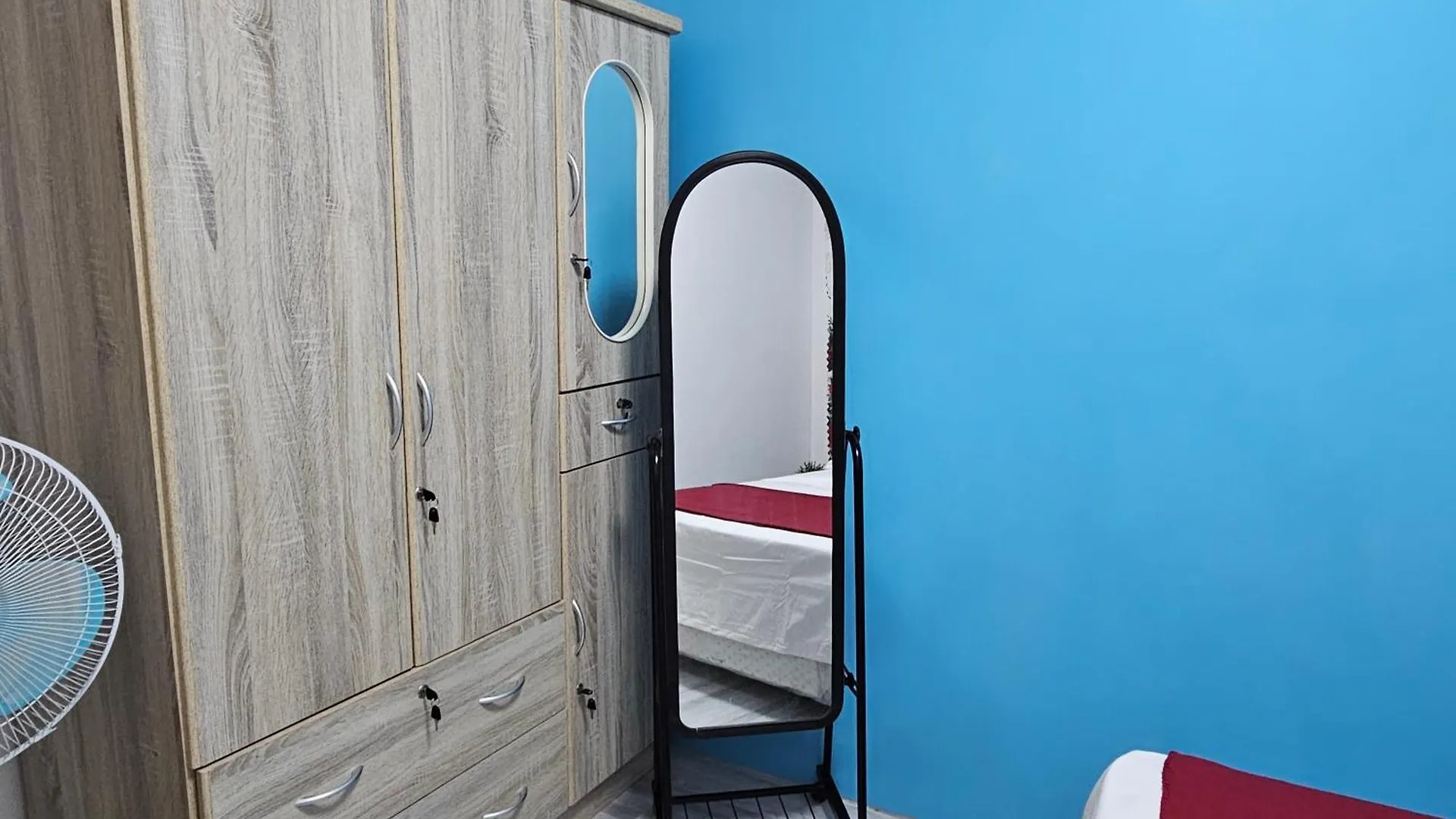 Dolphin 118 Apart'Hotel Paranaque City Philippines